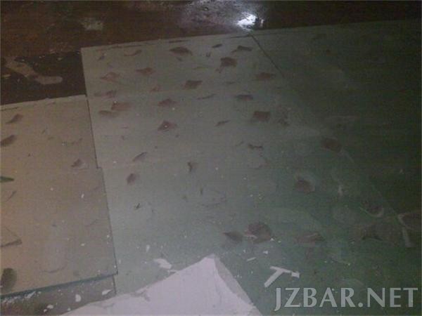 111418rf9otzx9v9mbh5jz.jpg